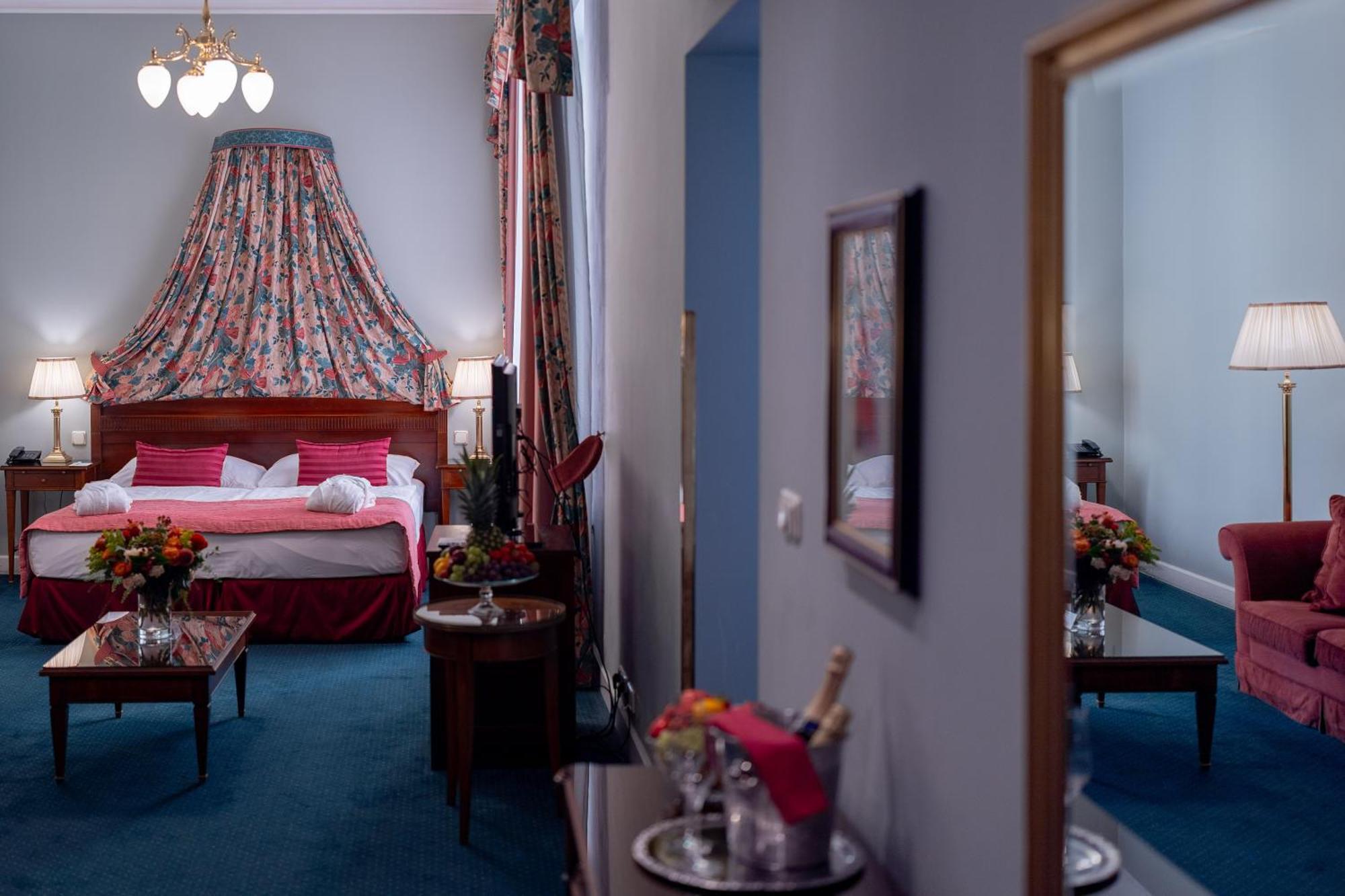 Hotel Liberty — Fotky 3